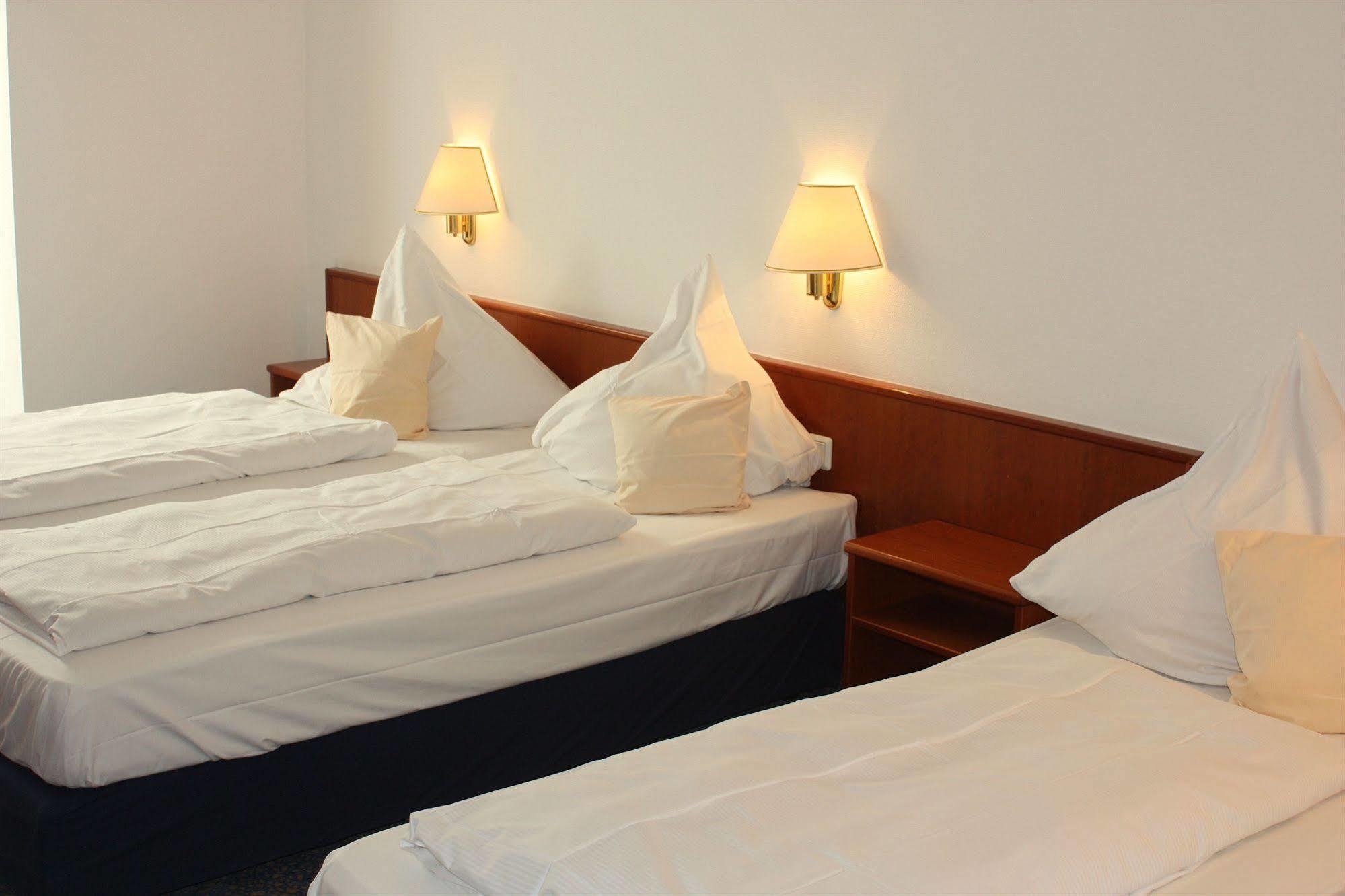 Hotel Gertrudenhof โคโลญ ภายนอก รูปภาพ
